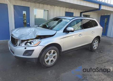 2010 Volvo Xc60 3.2 z USA, uszkodzony, nr VIN YV4960DZ5A2078534